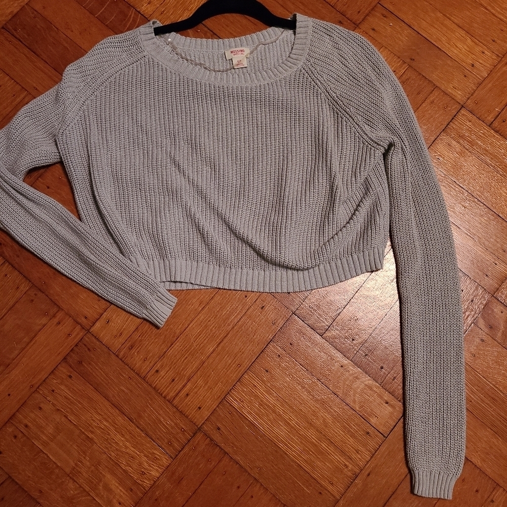 Cropped sweater